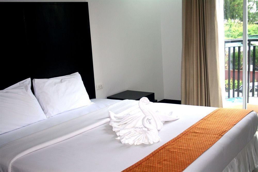 Noble House - 200 Meters Patong Beach Phuket Exterior foto